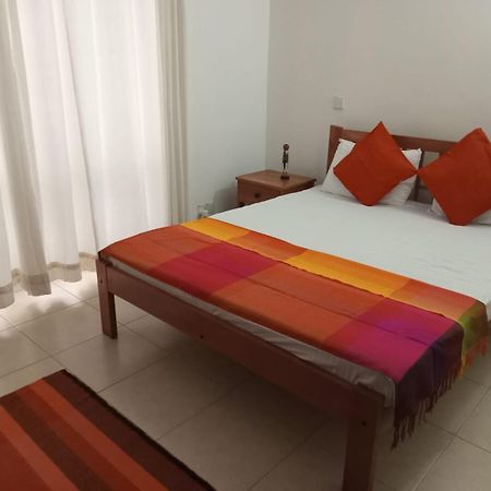 Chelsea Villa Bnb קולומבו מראה חיצוני תמונה